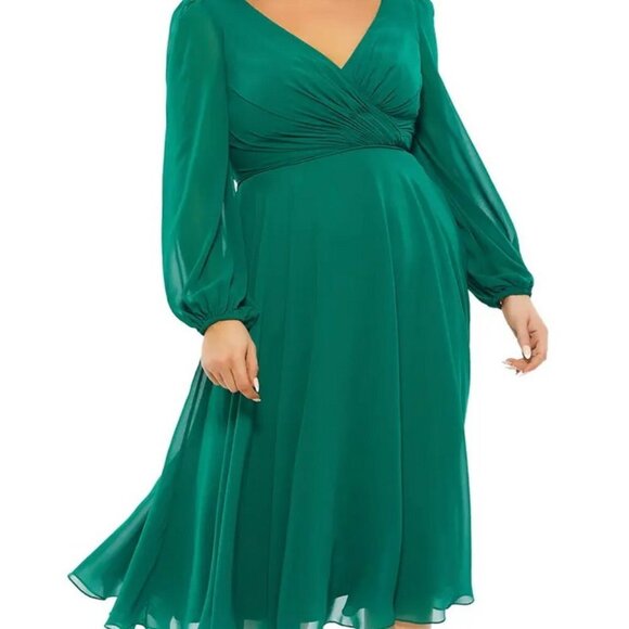 Mac Duggal Emerald Green Long Sleeve Chiffon Dress